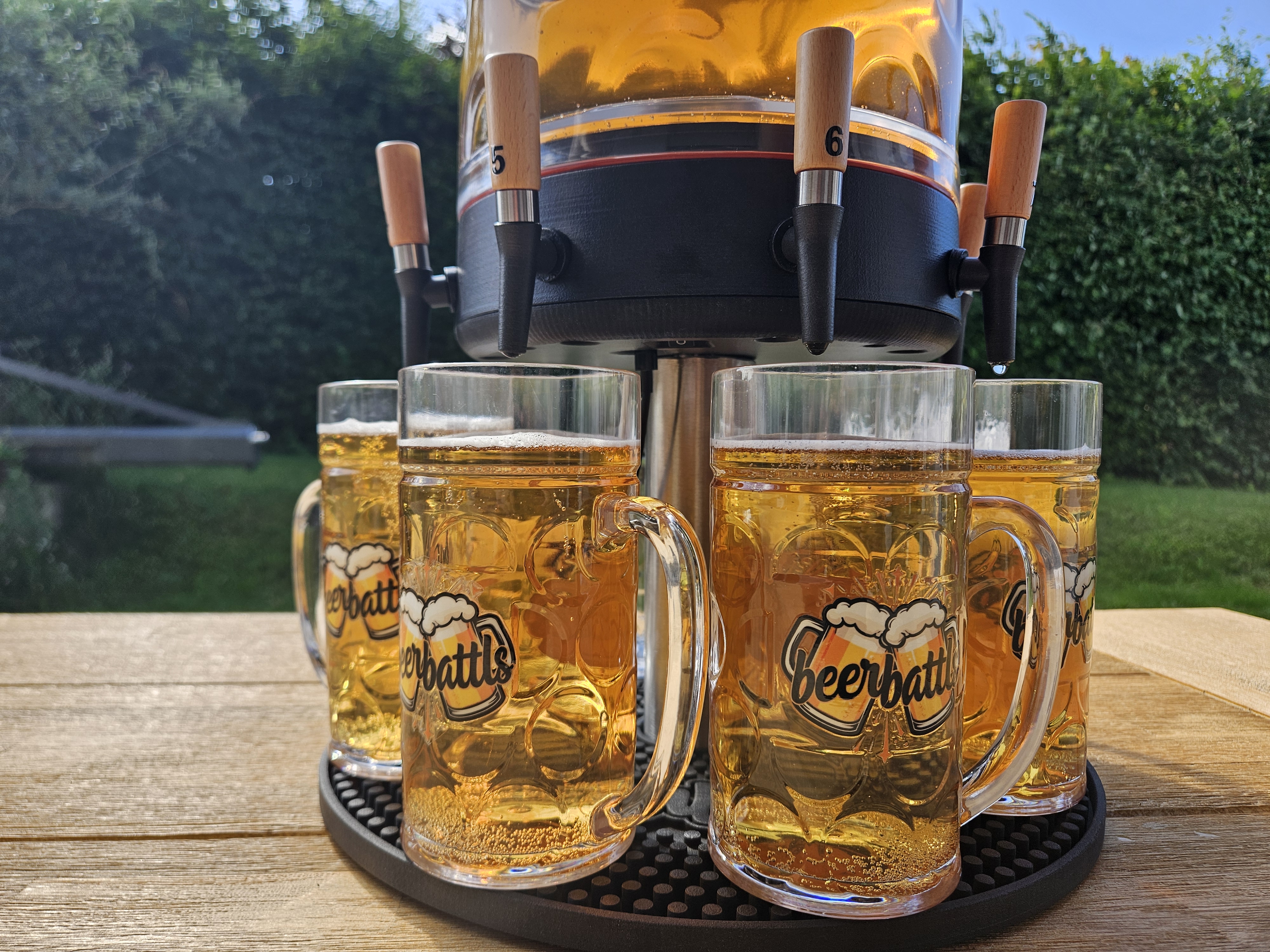 beerbattls bei einem Live-Test auf einer Grillparty in Augsburg